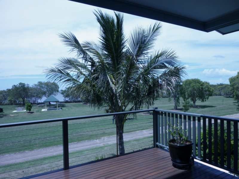 51 O’quinn Street, Nudgee Beach QLD 4014