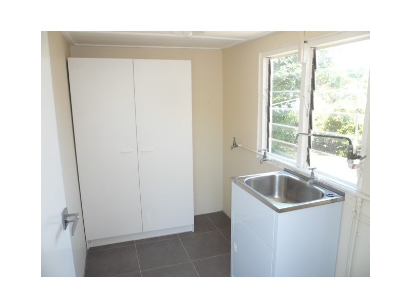 128 Hamilton Road, Wavell Heights QLD 4012