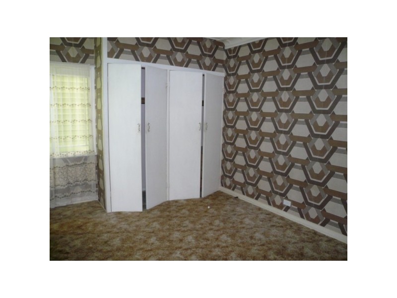 16 Hopkins Street, Wavell Heights QLD 4012