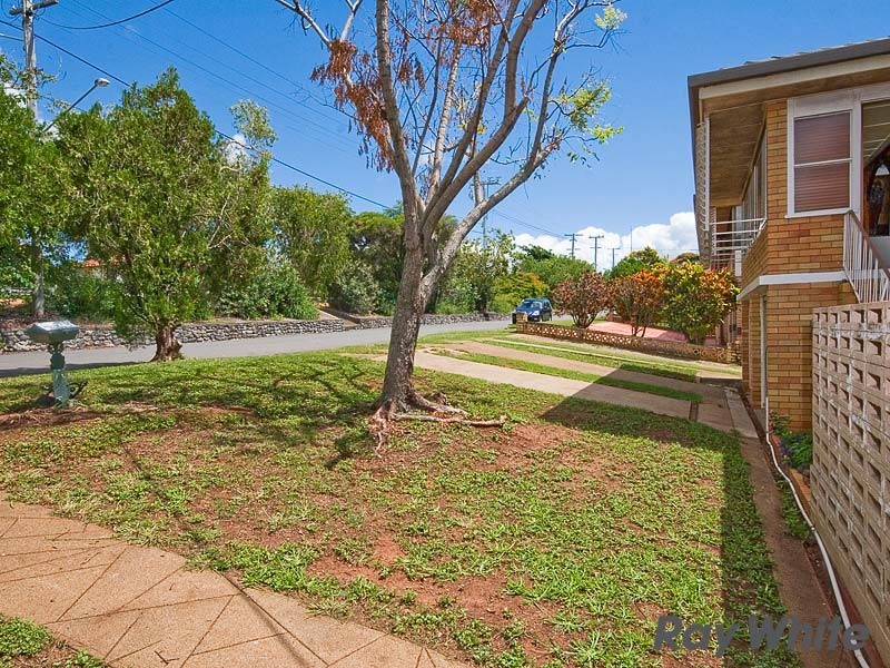 2257 Sandgate Rd (on Service Road), Boondall QLD 4034