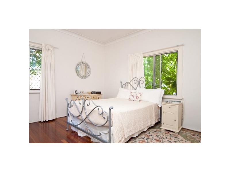 18 Harrow Street, Nundah QLD 4012