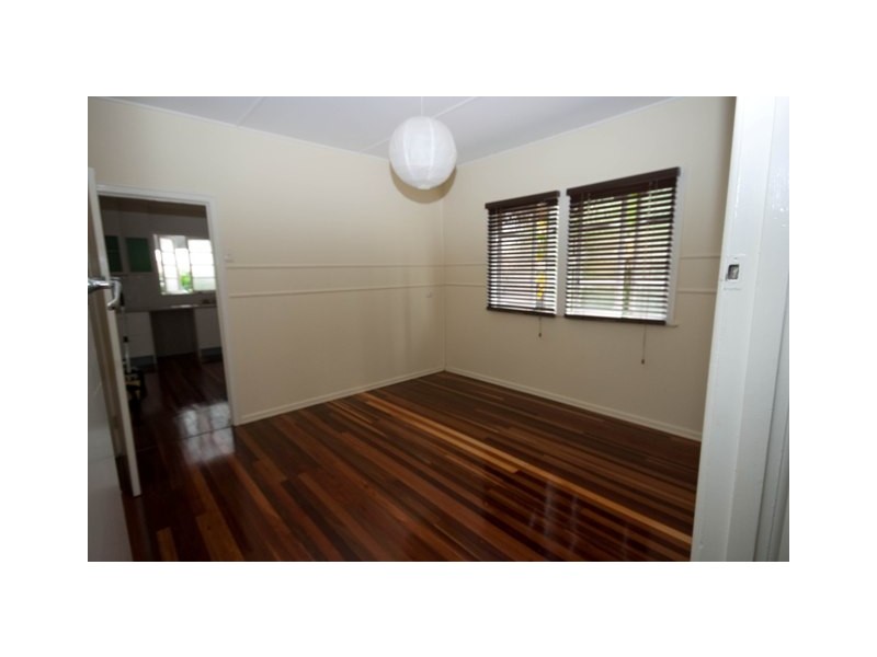 375 Robinson Rd West, Geebung QLD 4034