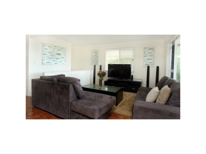 71 Chaseley Street, Nudgee Beach QLD 4014