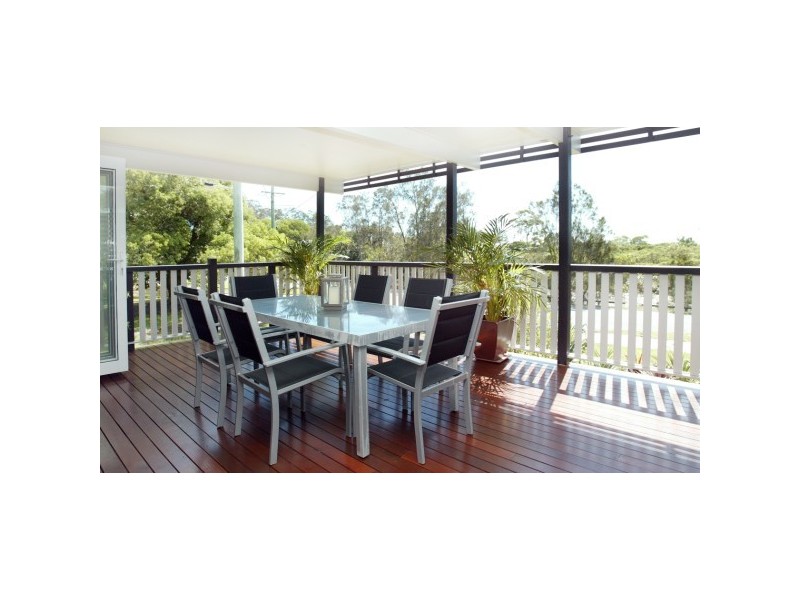 71 Chaseley Street, Nudgee Beach QLD 4014