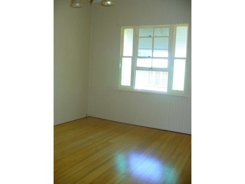 75 Flower Street, Northgate QLD 4013