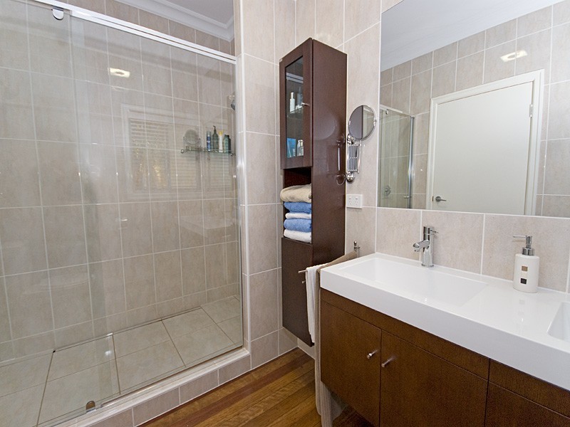 21  Macedon St, Wavell Heights QLD 4012