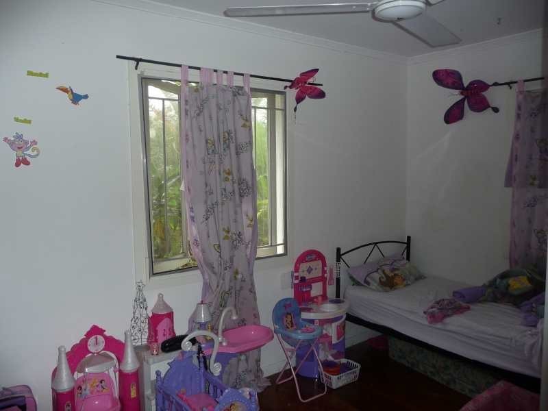 8 Ellamark Street, Banyo QLD 4014