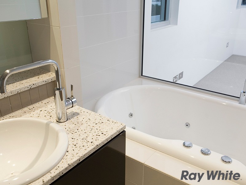 42/20 Newstead Tce, Newstead QLD 4006