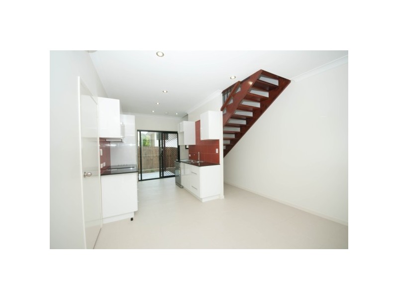 2/89 Cook Street, Northgate QLD 4013