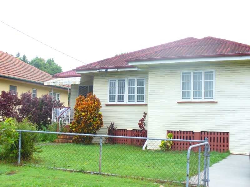 12 Gaynor Road, Banyo QLD 4014