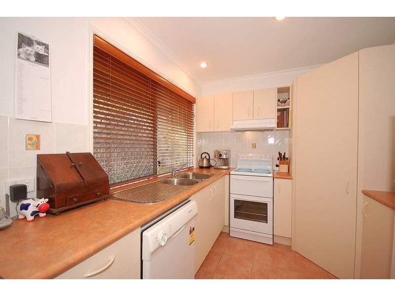 2/62 Eton Street, Nundah QLD 4012