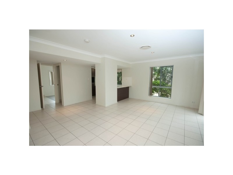 2/18 Little Jenner Street, Nundah QLD 4012