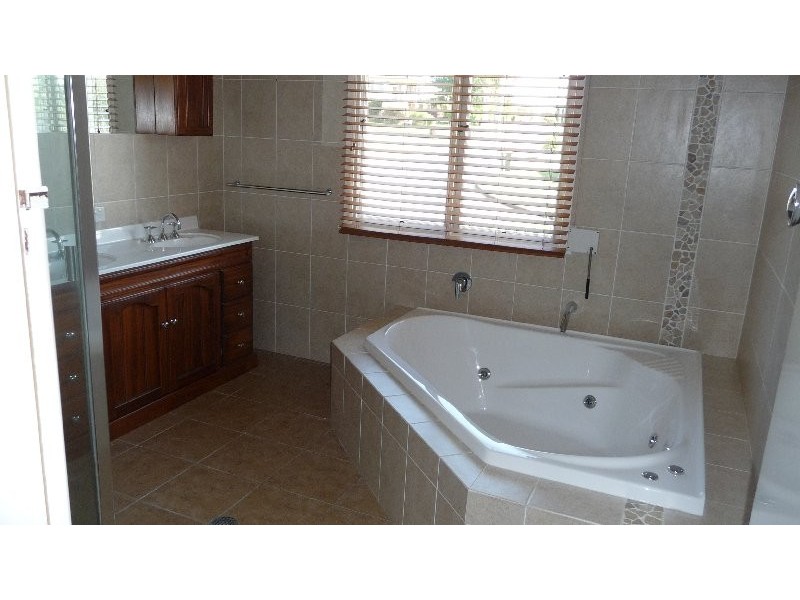 24 Westcliffe Street, Banyo QLD 4014