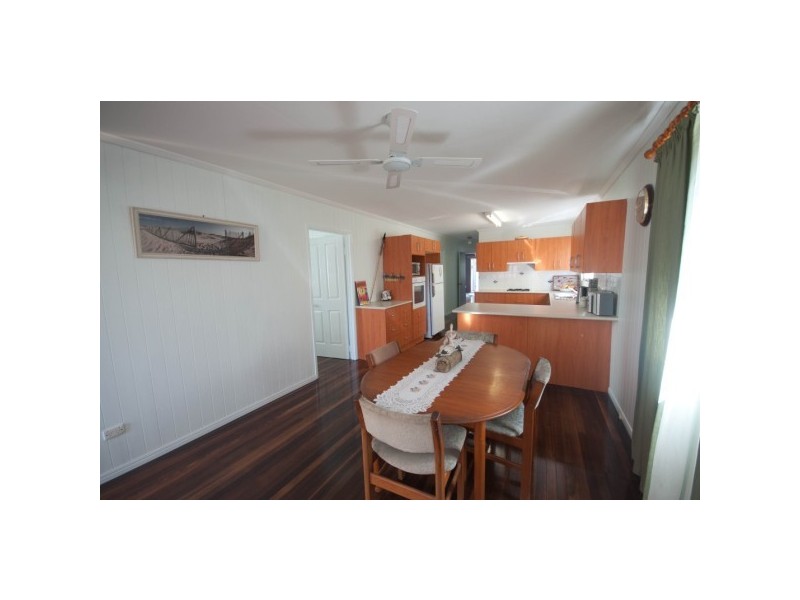 6 Lima Street, Nudgee Beach QLD 4014