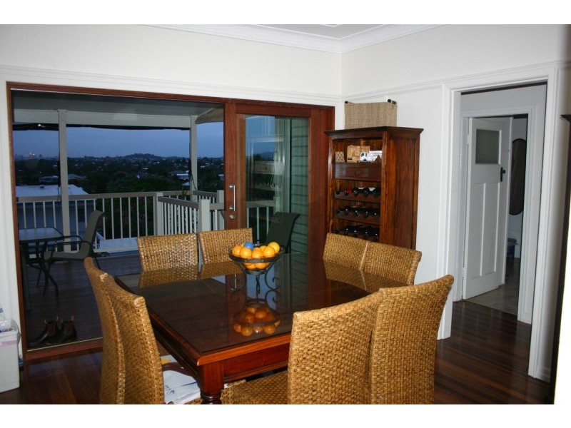 240 Rode Road, Wavell Heights QLD 4012