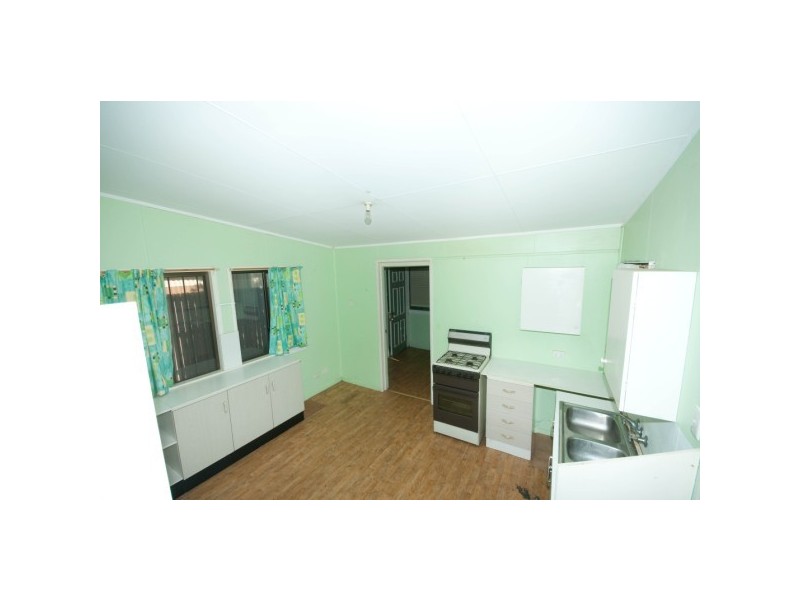 33 Newman Road, Wavell Heights QLD 4012