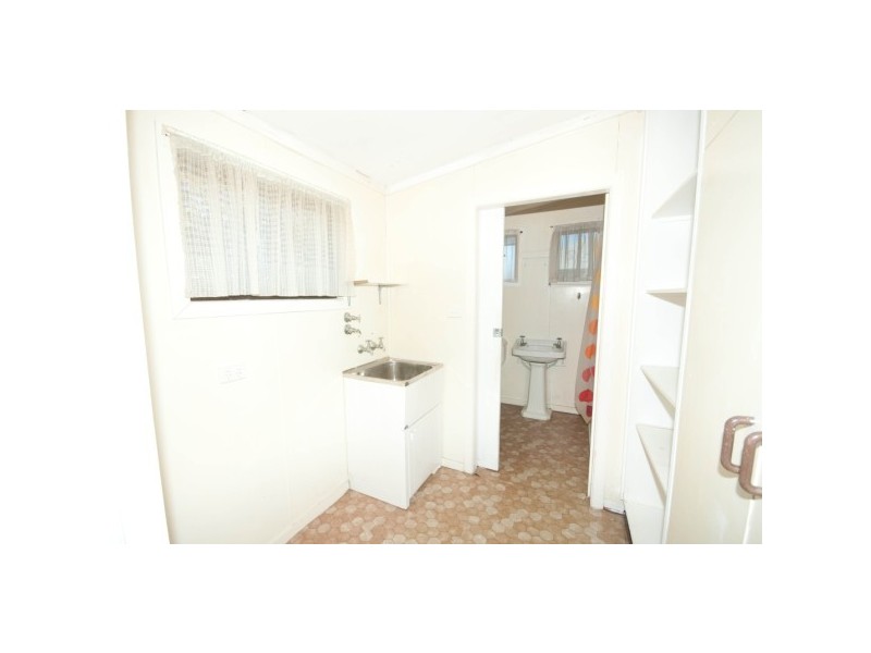 33 Newman Road, Wavell Heights QLD 4012