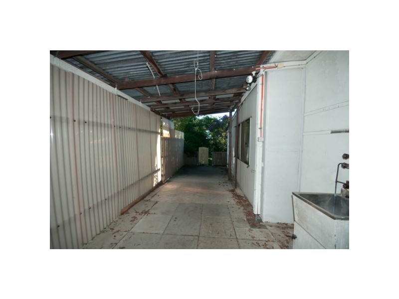 33 Newman Road, Wavell Heights QLD 4012