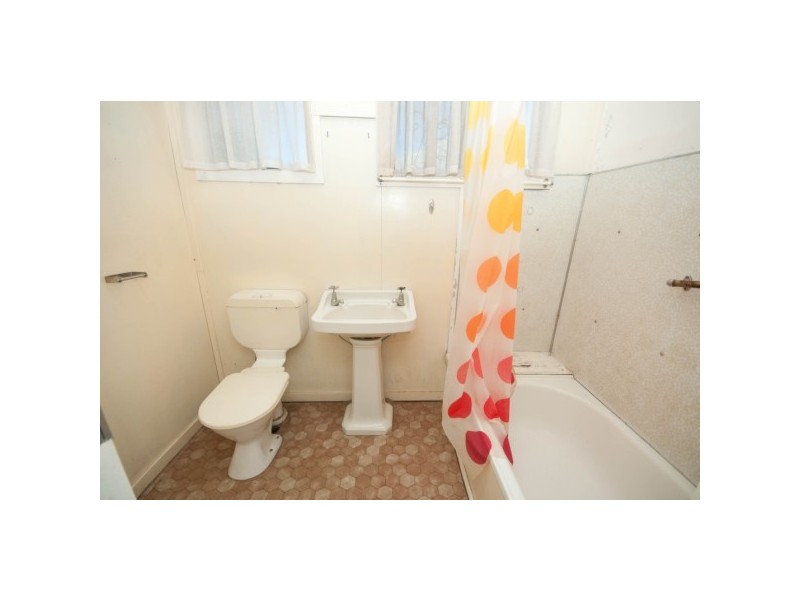 33 Newman Road, Wavell Heights QLD 4012