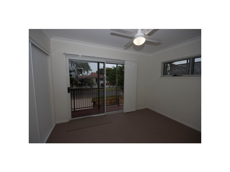 27 Bowd Pararde, Wavell Heights QLD 4012