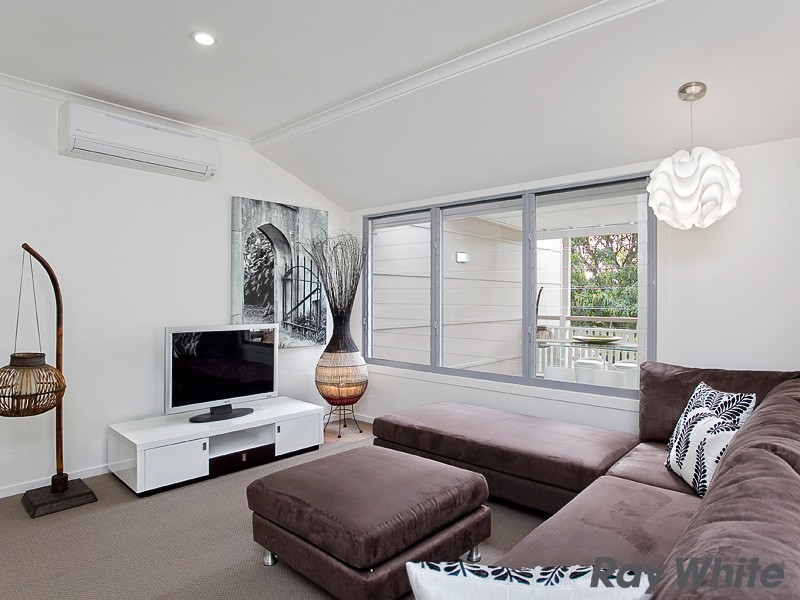 8 Wirega Street, Wavell Heights QLD 4012