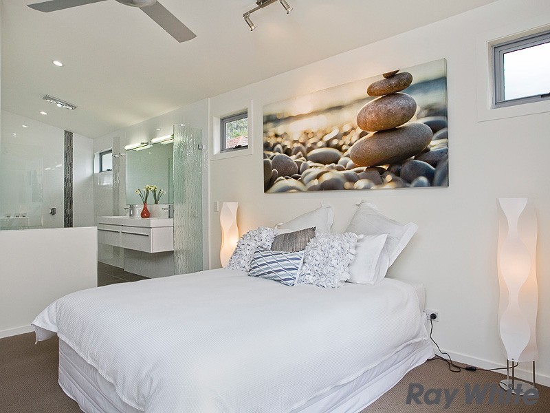 8 Wirega Street, Wavell Heights QLD 4012