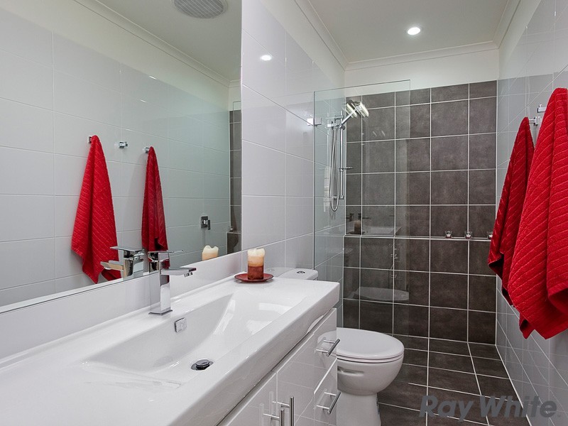 8 Wirega Street, Wavell Heights QLD 4012