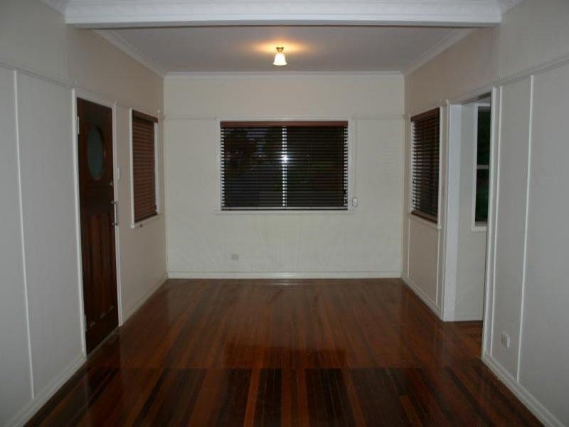 Wavell Heights QLD 4012