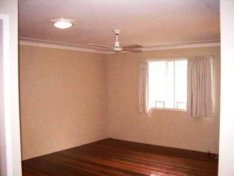 54  Watcombe, Wavell Heights QLD 4012