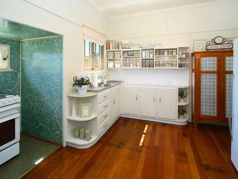 33 Highlands Street, Wavell Heights QLD 4012