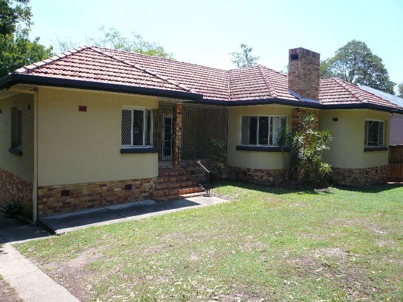 18  Harrow Street, Nundah QLD 4012