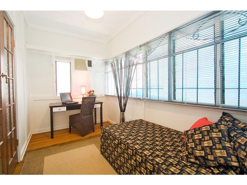60  Bertha Street, Wooloowin QLD 4030