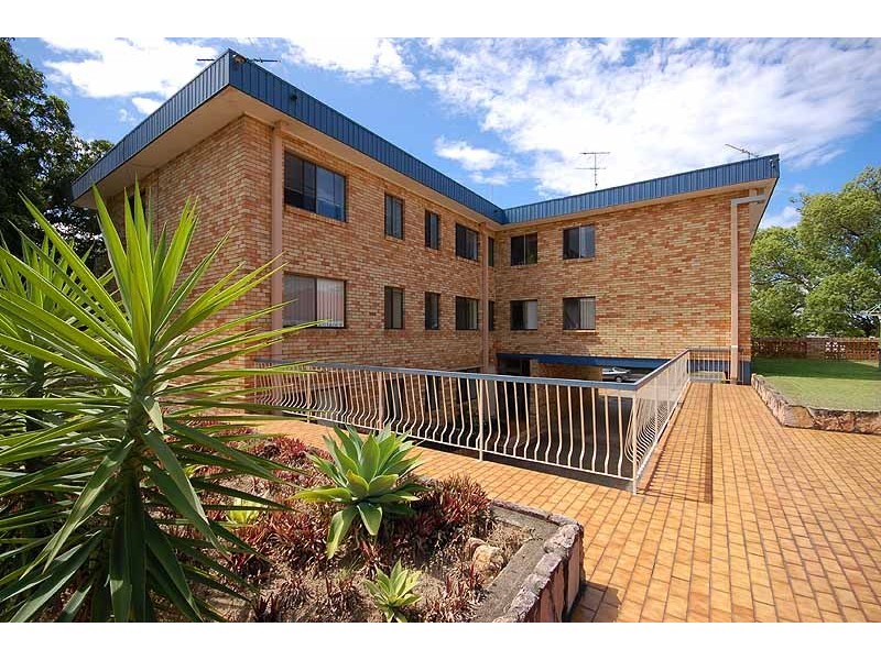 4/25  Merthyr Road Cnr Abbott Street, New Farm QLD 4005