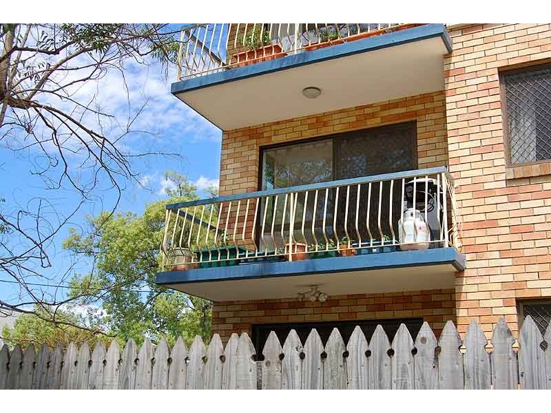 4/25  Merthyr Road Cnr Abbott Street, New Farm QLD 4005