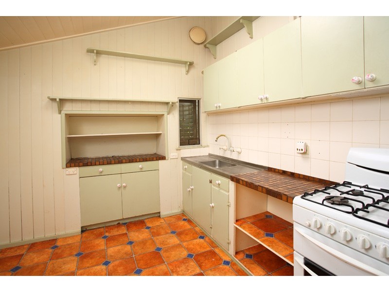 24  Buckland Road, Nundah QLD 4012