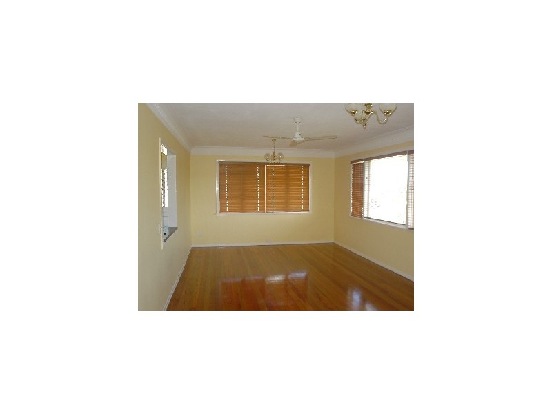 19  Taylor Street, Wavell Heights QLD 4012