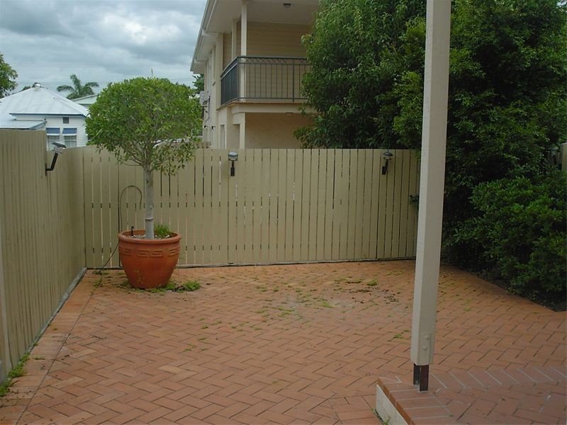 2/45  Morris Street, Wooloowin QLD 4030