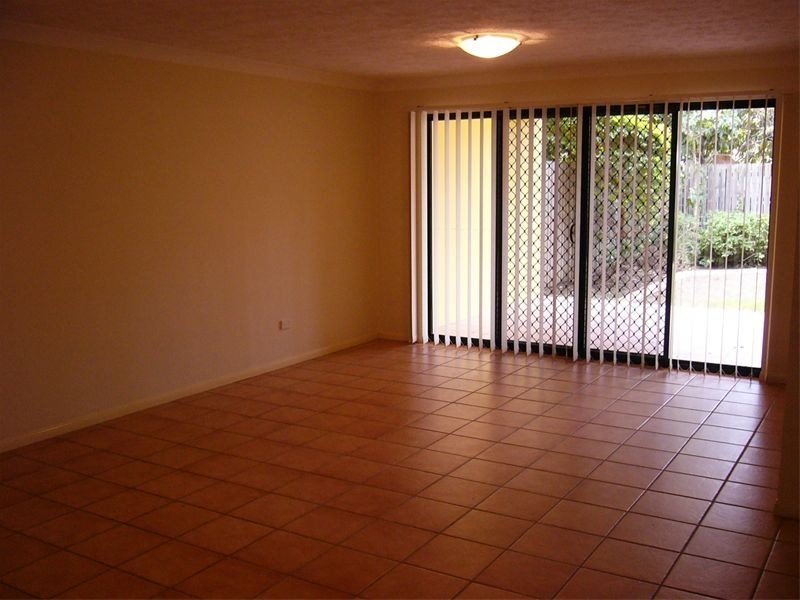 2/33  Brassey Street, Ascot QLD 4007