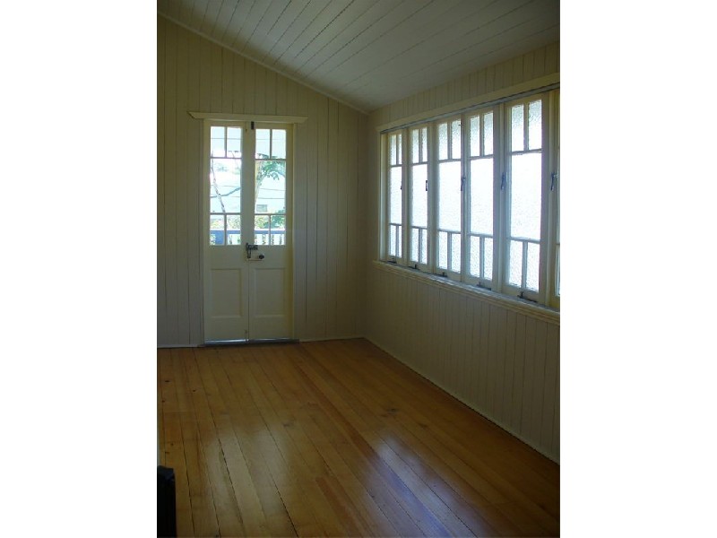 75  Flower Street, Northgate QLD 4013