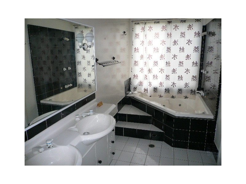 Wavell Heights QLD 4012