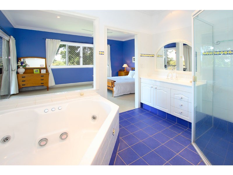 Nudgee Beach QLD 4014