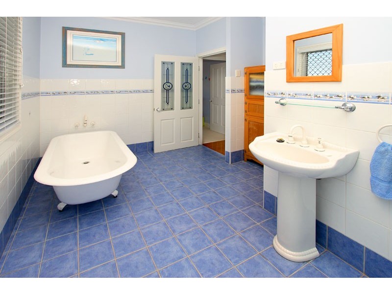 Nudgee Beach QLD 4014