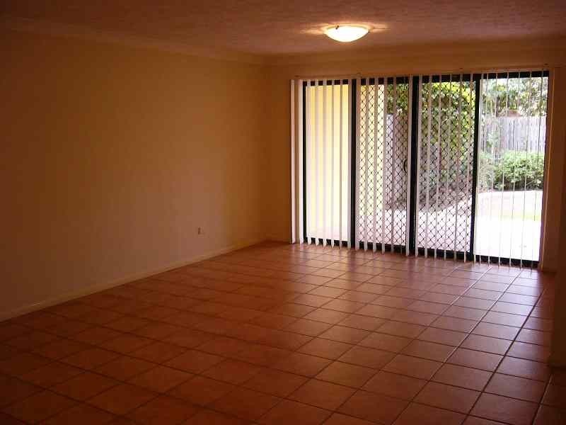 2/33  Brassey Street, Ascot QLD 4007