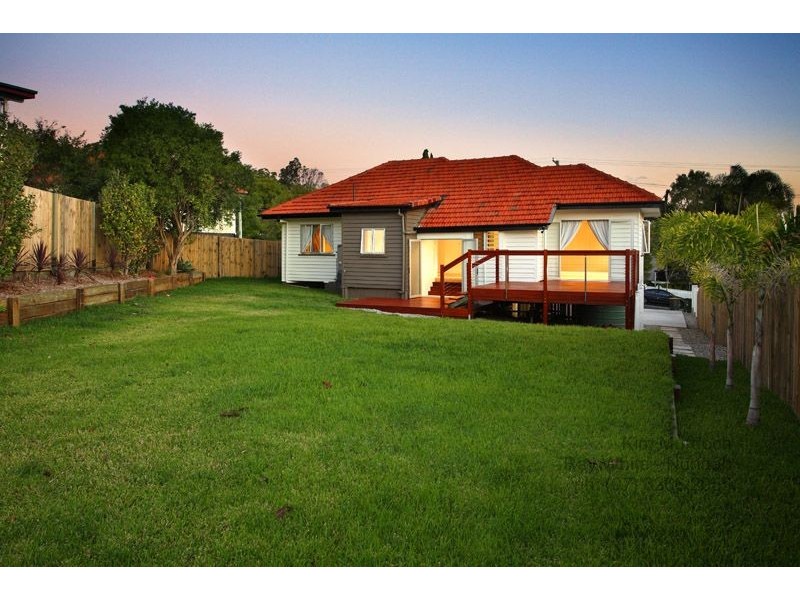 Nundah QLD 4012