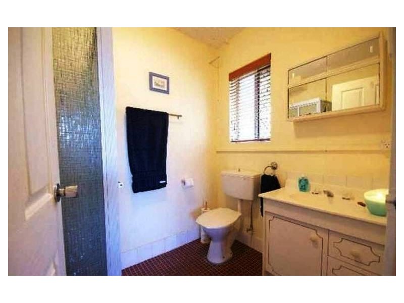 1/14  Upton Street, Nundah QLD 4012