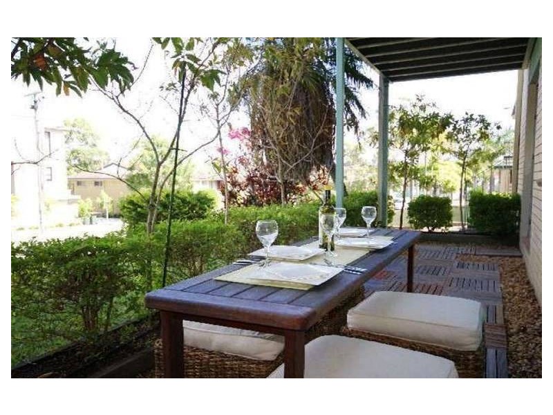 1/14  Upton Street, Nundah QLD 4012