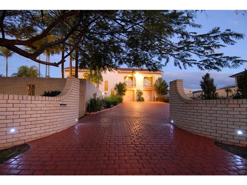 419  St Vincents Road, Nudgee QLD 4014