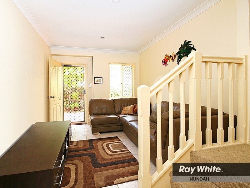 2/27  David Street, Nundah QLD 4012