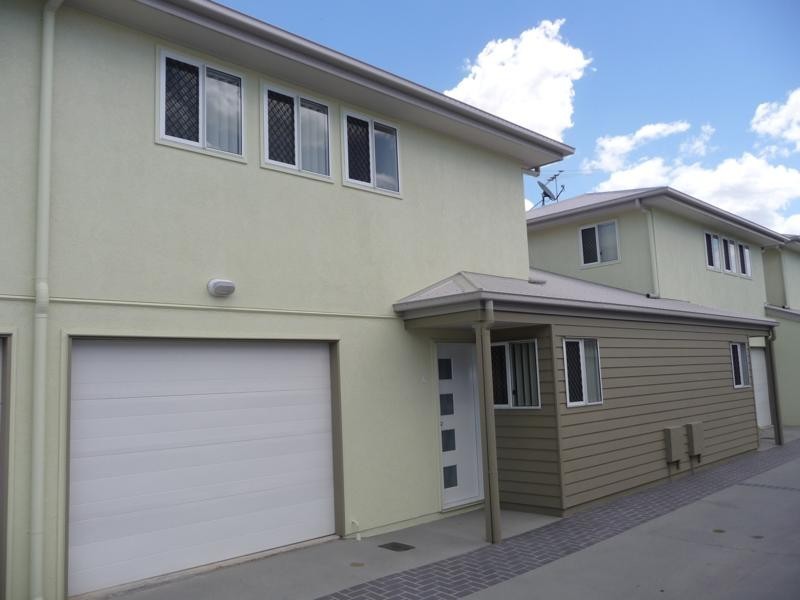 10/ 10  Church Road, Zillmere QLD 4034