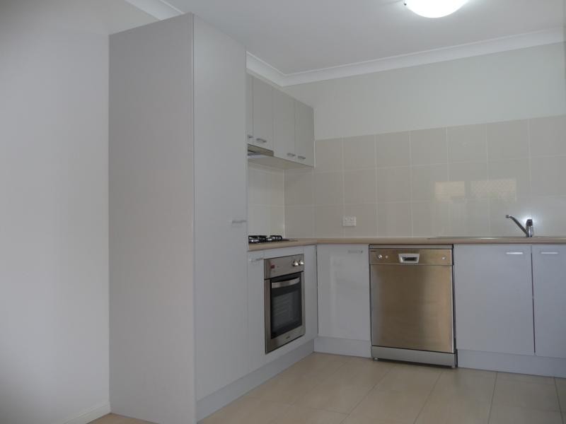 10/ 10  Church Road, Zillmere QLD 4034